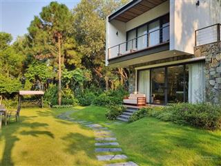 Bán biệt thự 400m2 sổ đỏ, sân vườn 800m2, diện tích sử dụng 1200m2