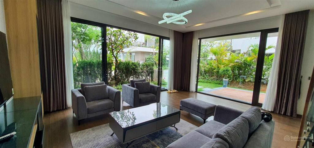 Cắt lỗ 2 tỉ biệt thự song lập 3 phòng ngủ 150m2, giá hơn 11 tỉ