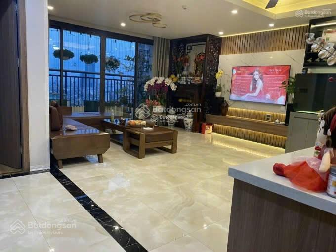 Chung cư 3 ngủ (145m2 giá 12.5 tỷ) tòa eurowindow
