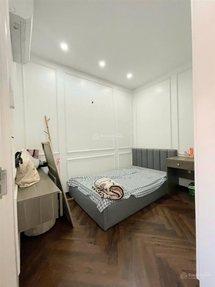 Chỉ 3,89 tỷ  bán nhà 4 tầng mặt đường tuyến 2 trang quan, an đồng an dương, kd tốt, mặt đường lớn