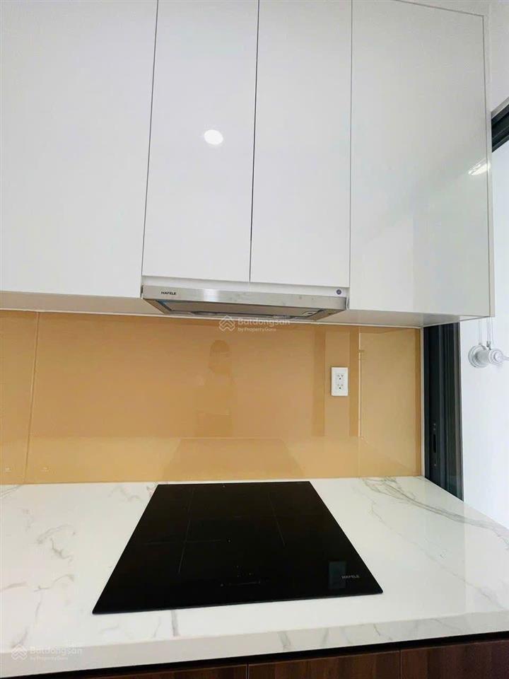 Cho thuê căn hộ cao cấp phú đông sky garden 8tr/2pn,2wc/70m2 có 2 máy lạnh
