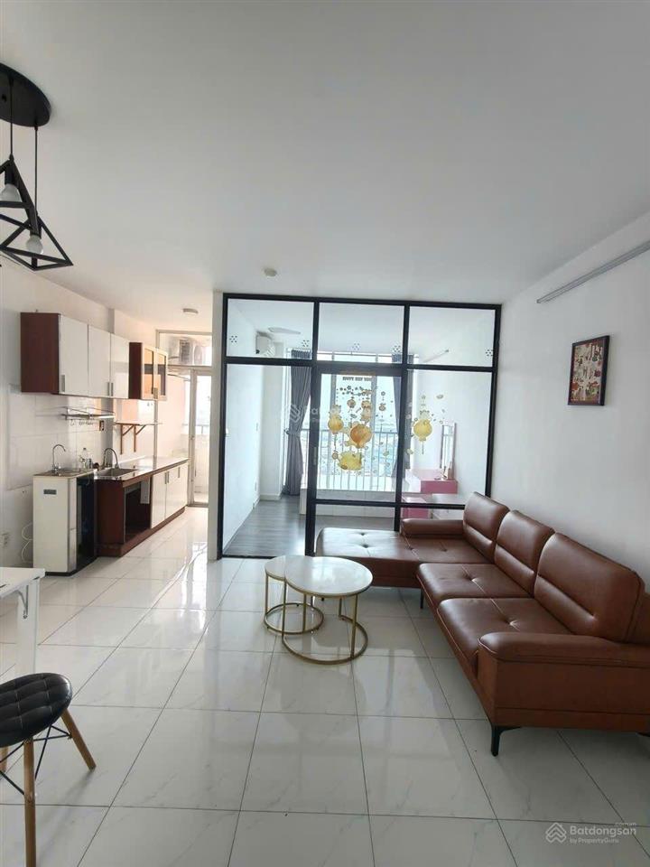 Bán căn hộ sen hồng, block c, giá 1.4ty/1pn,1wc/38m2 sổ sẵn hỗ trợ vay bank
