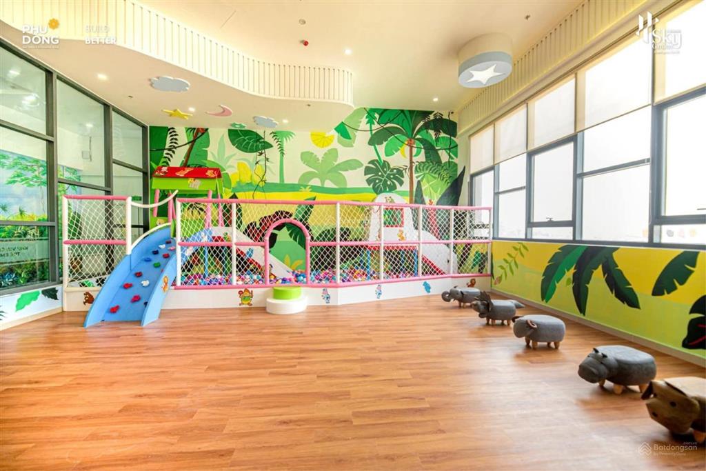 Cho thuê căn hộ cao cấp phú đông sky garden, full nội thất 11tr/2pn,2wc/70m2
