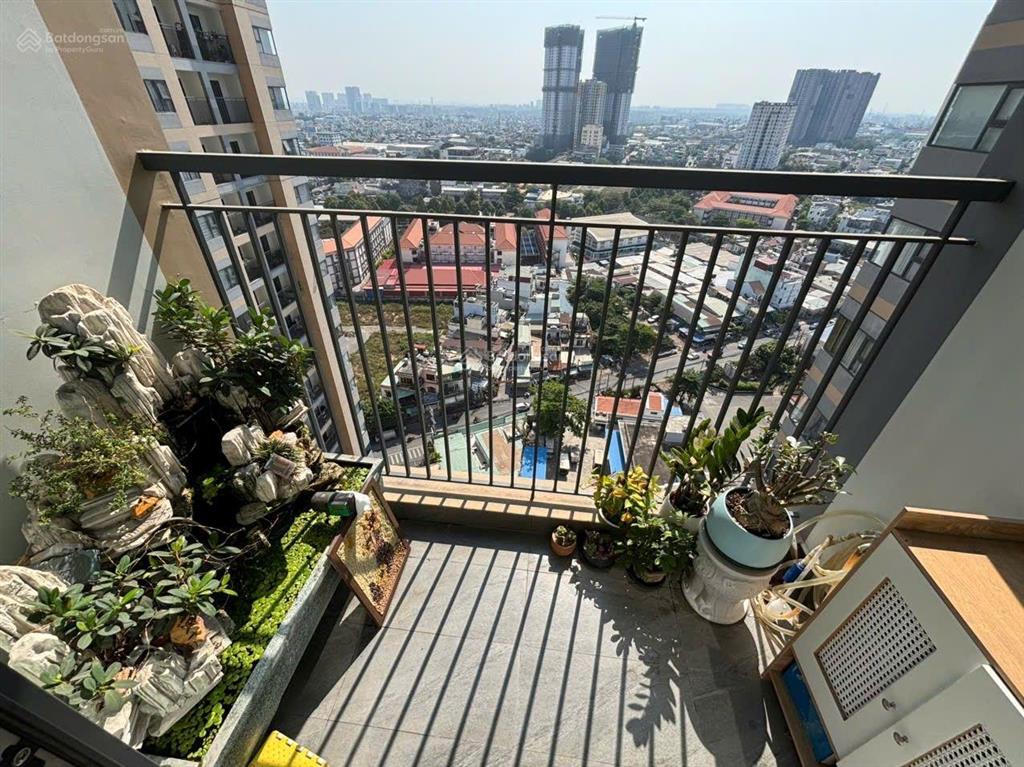 Cho thuê căn hộ cao cấp phú đông sky garden, full nội thất 11tr/2pn,2wc/70m2