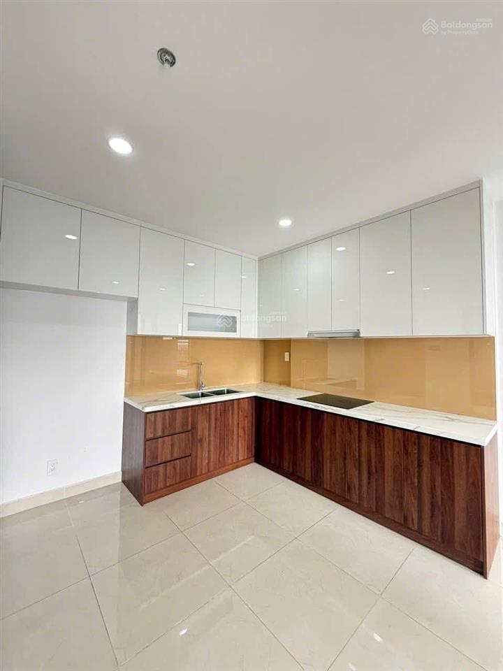 Cho thuê căn hộ phú đông sky garden 8.5tr/2pn,2wc/70m2
