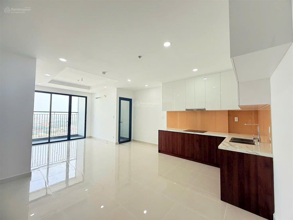 Cho thuê căn hộ phú đông sky garden 8.5tr/2pn,2wc/70m2
