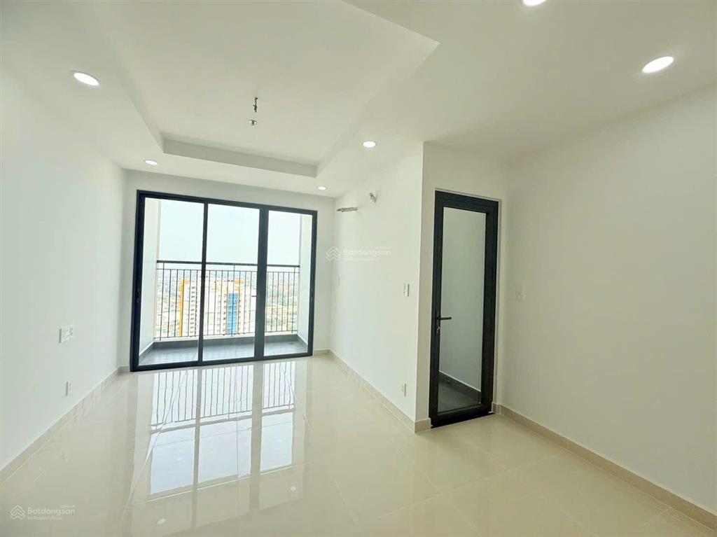 Cho thuê căn hộ phú đông sky garden 8.5tr/2pn,2wc/70m2