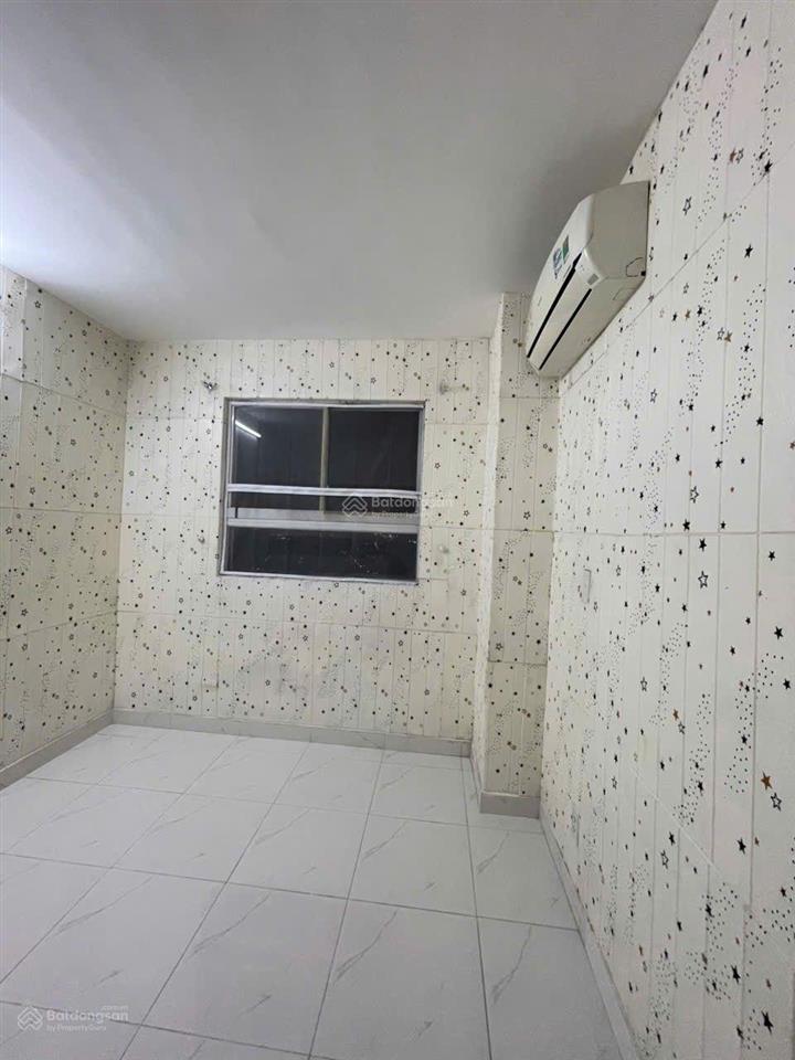 Bán căn hộ sen hồng, block c, giá 1.35ty/1pn,1wc/37m2, sổ sẵn