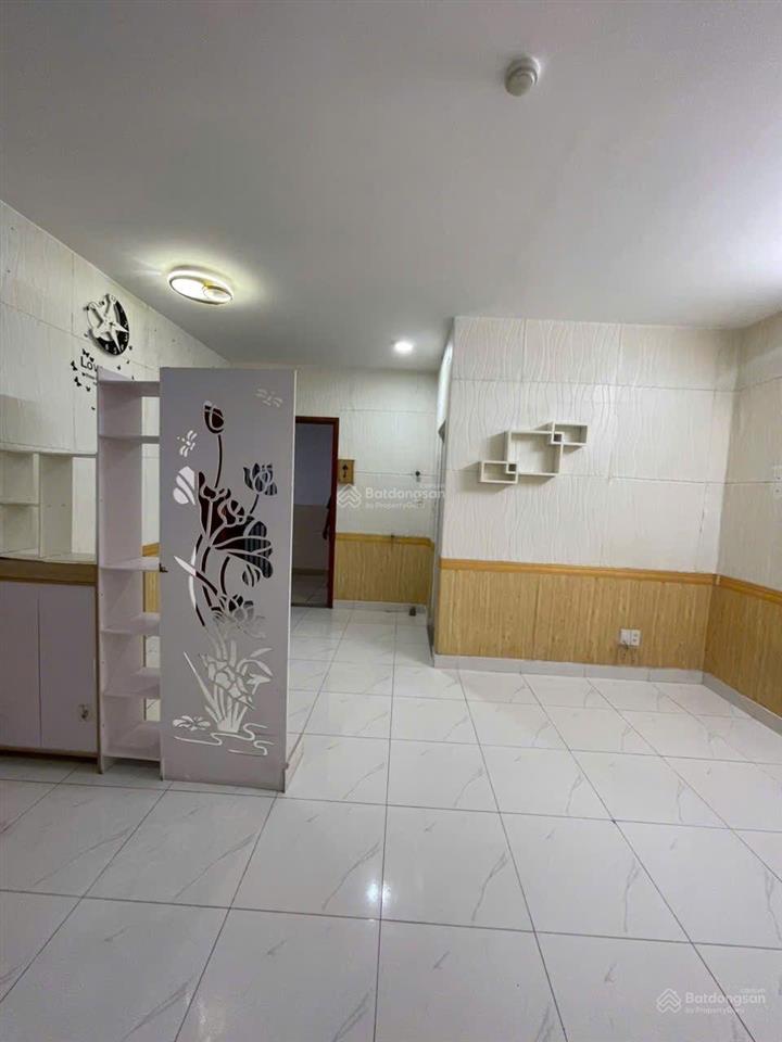 Bán căn hộ sen hồng, block c, giá 1.35ty/1pn,1wc/37m2, sổ sẵn
