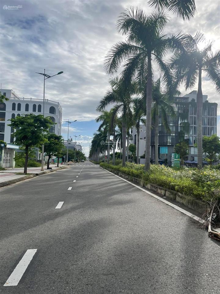 Bán cặp đất biệt thự lưng kênh khu euro village 2, giá tốt nhất khu vực còn sót lại, giá 8x tr/m2