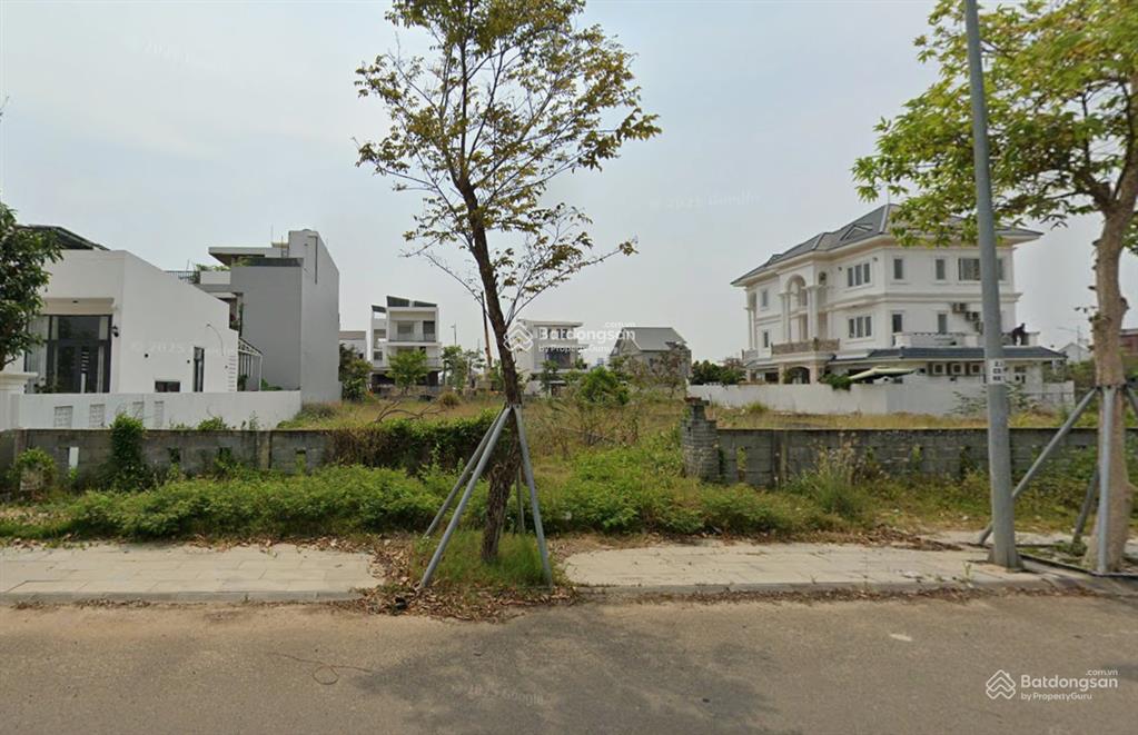 Bán cặp đất biệt thự lưng kênh khu euro village 2, giá tốt nhất khu vực còn sót lại, giá 8x tr/m2