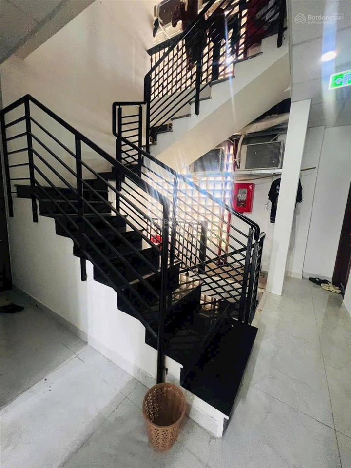Chủ ngộp bank ra gấp căn hộ dịch vụ dòng tiền 120 triệu/ tháng, dương quảng hàm, 100m2, 19,3 tỷ.