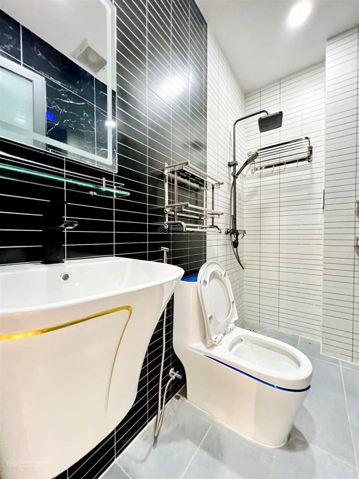 Chủ định cư canada ra gấp nhà mặt tiền thới an 13, quận 12, 60m², 6 tỷ.