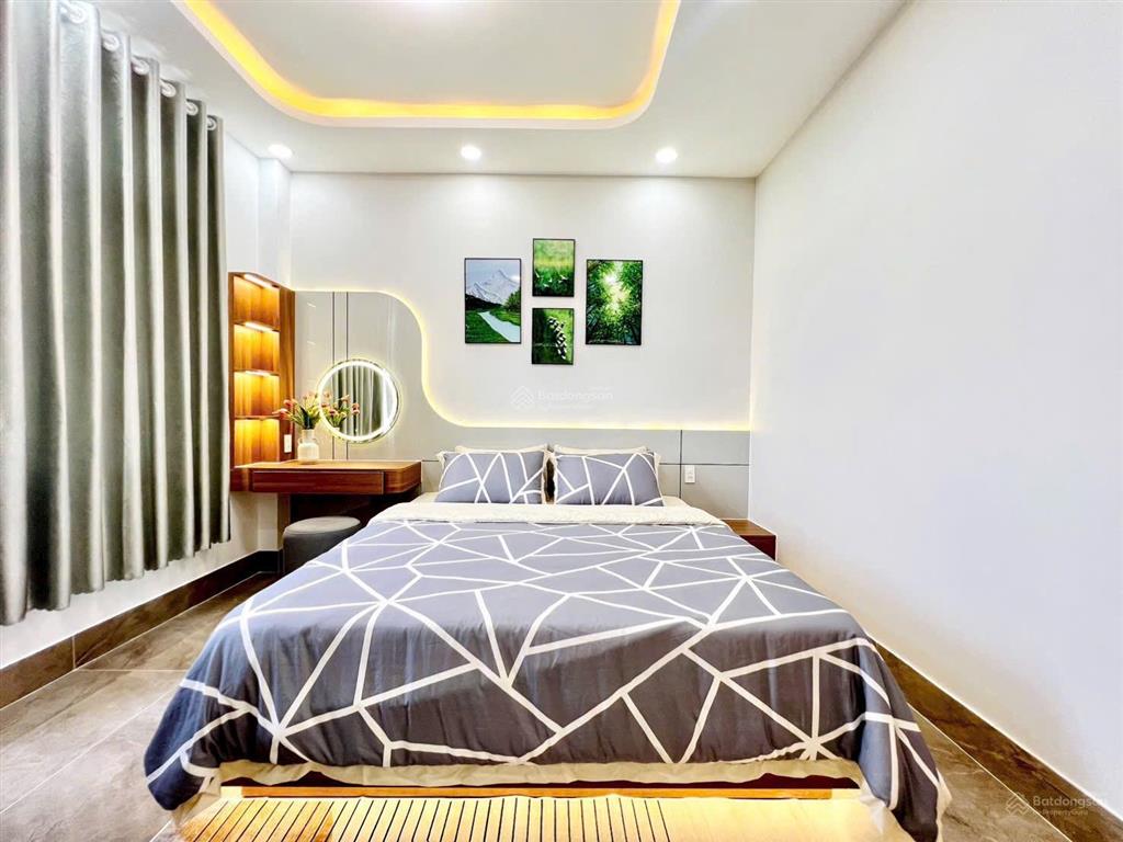 Chủ định cư canada ra gấp nhà mặt tiền thới an 13, quận 12, 60m², 6 tỷ.