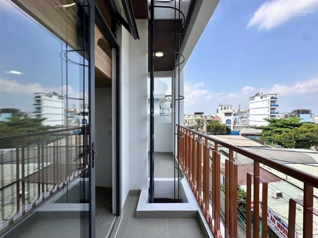 Chủ định cư cộng hòa séc ra gấp nhà mặt tiền suối lội 20 x 50 = 1.000 m2, 17,5 tỷ.