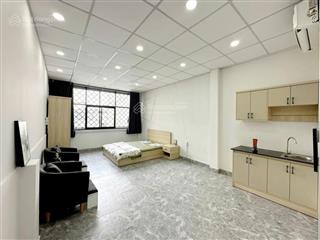 Bán gấp nhà mặt tiền giáp quận 10  cn 137m2 (4 x 35) sổ vuông không lỗi  5 tầng 14 căn hộ cao cấp