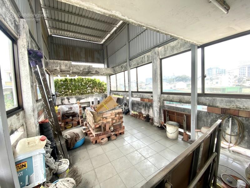 Bán gấp nhà mặt tiền quận 10  6 tầng kiên cố chính chủ xây dựng  36m2 (3.4 x 11) sổ vuông đẹp