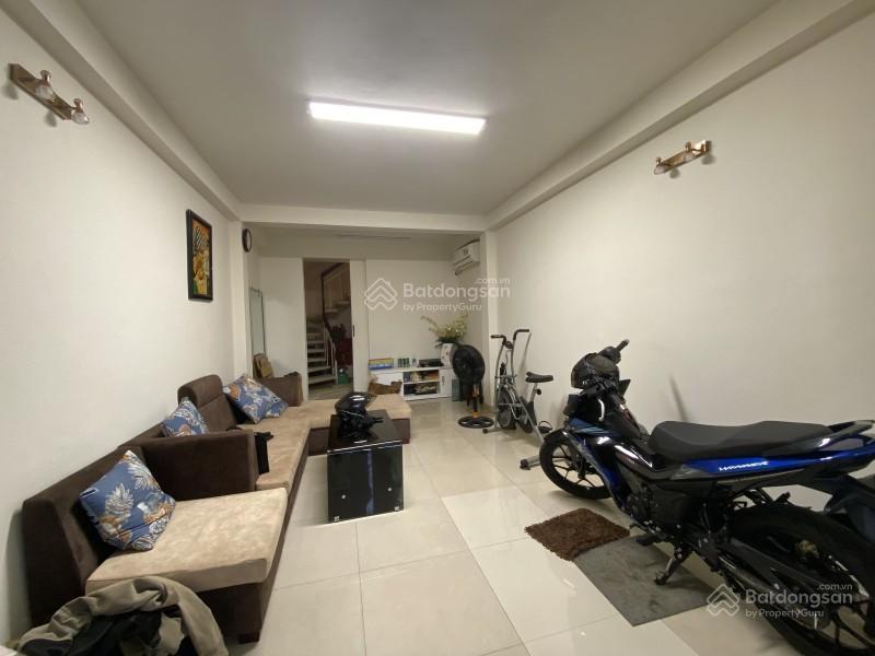 Bán gấp nhà mặt tiền quận 10  6 tầng kiên cố chính chủ xây dựng  36m2 (3.4 x 11) sổ vuông đẹp