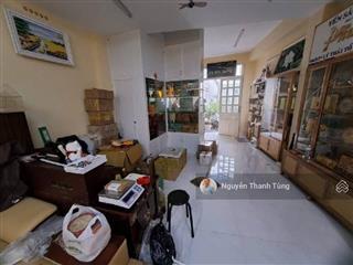 Nợ bank bán gấp nhà lý thái tổ quận 3  cn 190m2 (6 x 25) nở hậu 10m  chỉ 100m ra mặt tiền