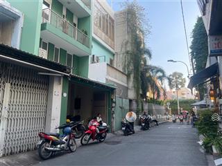 Bán gấp nhà mặt tiền quận 1  ngang lớn bề thế 4.6m x 20m  siêu vị trí ngay nhà thờ tân định