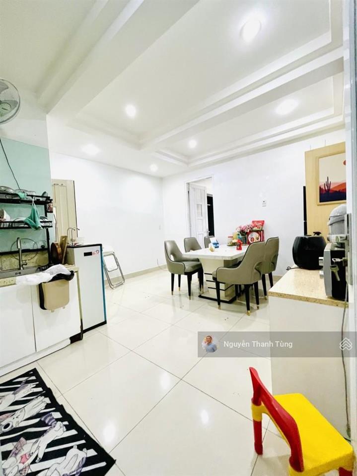 Bán gấp nhà mặt hẻm 285 cách mạng tháng 8, quận 10  62m2 (4.5 x 14m) sổ đẹp  hđ khoán 50 tr/tháng