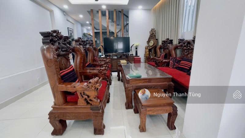 Bán gấp nhà đường nguyễn trãi, quận 5  4 tầng 97m2 (4.5 x 23) sổ đẹp  khúc 2 chiều giáp quận 1.
