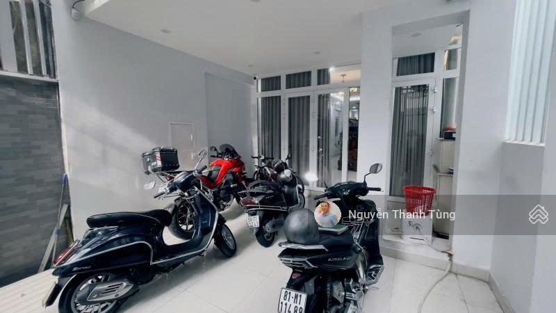 Bán gấp nhà đường nguyễn trãi, quận 5  4 tầng 97m2 (4.5 x 23) sổ đẹp  khúc 2 chiều giáp quận 1.