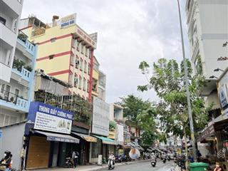 Bán gấp nhà mặt tiền quận 3  ngang lớn bề thế 4.8m hiếm có  sổ hồng riêng, không quy hoạch
