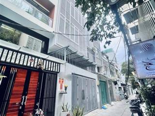 Bán gấp nhà hẻm xe hơi quận 1  hơn 200m2 sàn 5 tầng tặng nội thất  hẻm thẳng 1 trục, gần mặt tiền