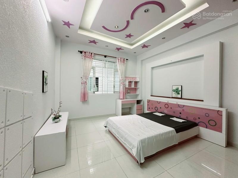Bán gấp nhà mặt tiền giáp quận 10  cn 137.03m2 (4x35) sổ a4 không lỗi  5 tầng 11 căn hộ cho thuê