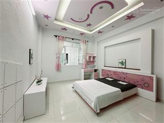 Bán gấp nhà mặt tiền giáp quận 10  cn 137.03m2 (4x35) sổ a4 không lỗi  5 tầng 11 căn hộ cho thuê