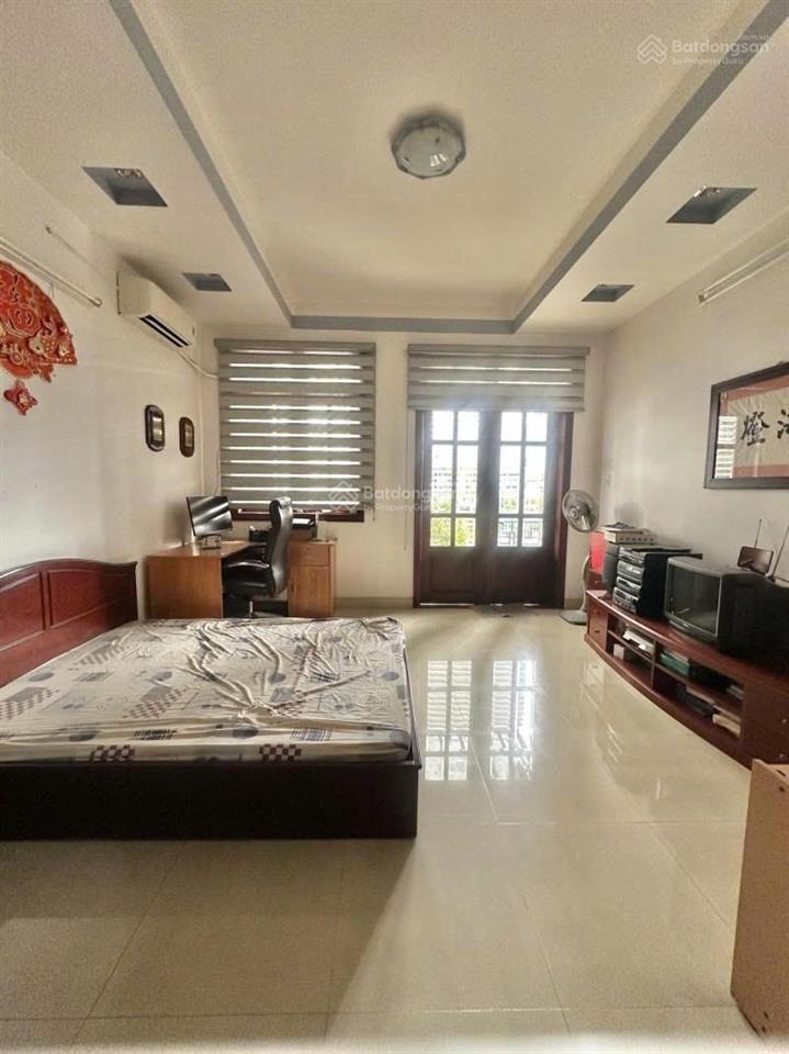 Bán gấp nhà hẻm ô tô quận 10  4 tầng 82m2 (4.7 x 17)  ngay nhà hát hòa bình, kỳ hòa hotel