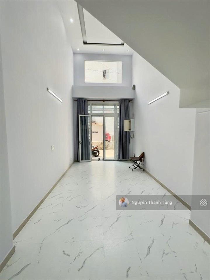 Bán gấp nhà hẻm xe hơi phường cầu kiệu  cách mặt tiền chỉ vài bước chân  5 tầng 62m2 (3.6 x 19)