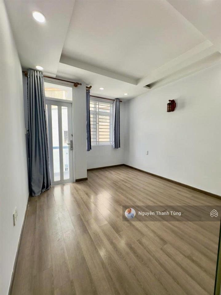 Bán gấp nhà hẻm xe hơi phường cầu kiệu  cách mặt tiền chỉ vài bước chân  5 tầng 62m2 (3.6 x 19)