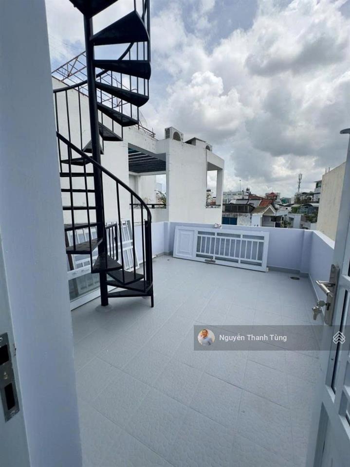 Bán gấp nhà hẻm xe hơi phường cầu kiệu  cách mặt tiền chỉ vài bước chân  5 tầng 62m2 (3.6 x 19)