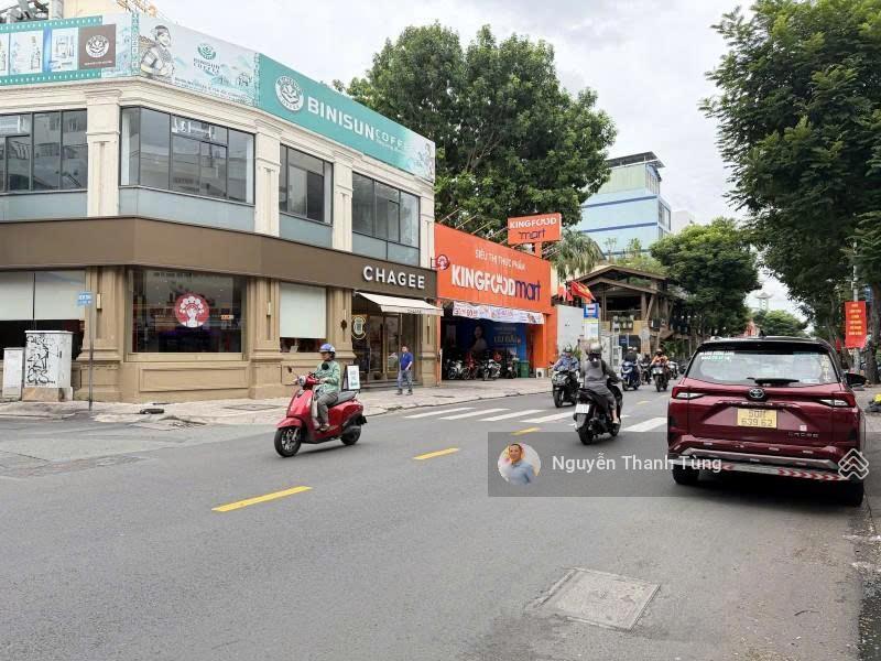 Bán gấp nhà hẻm xe hơi đường lê văn sỹ  ô tô 7 chỗ để nhà thoải mái  4 tầng 73m2 (4.1 x 18) sổ a4