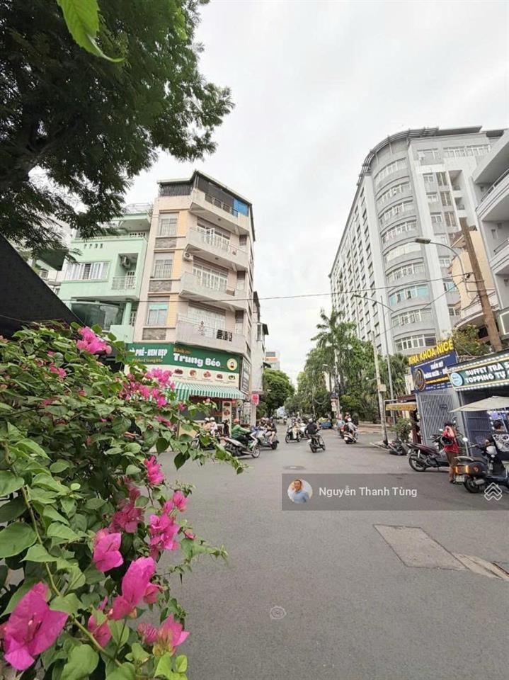 Bán gấp nhà hẻm 7a thành thái quận 10  88m2 xây dựng 5 tầng có thang máy  ô tô 7 chỗ đỗ trước nhà