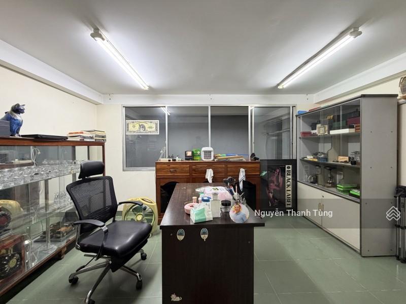 Bán gấp nhà mặt tiền quận 5  5 tầng 90m2 (4.3 x 22) sổ vuông không quy hoạch  kinh doanh đa ngành