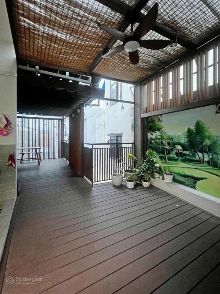 Bán gấp nhà huỳnh văn bánh, phú nhuận  100m2 (4 x 15) nở hậu chữ l 14m  chỉ 10m ra mặt tiền