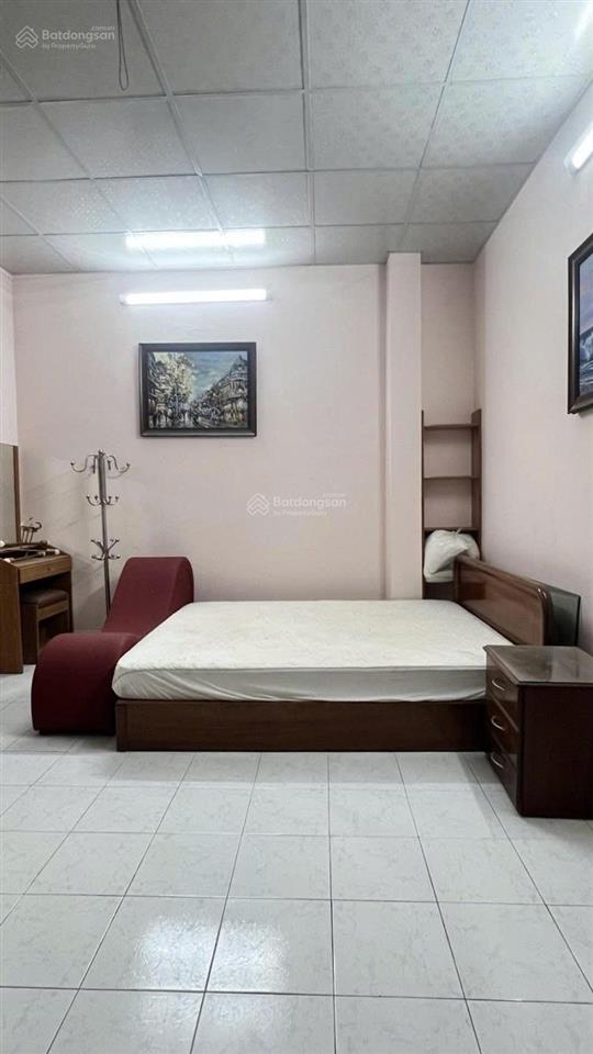 Bán gấp nhà hẻm xe hơi giáp quận 1  4 tầng 100m2 (5.8 x 15) có hồ bơi lớn và phòng karaoke xịn.