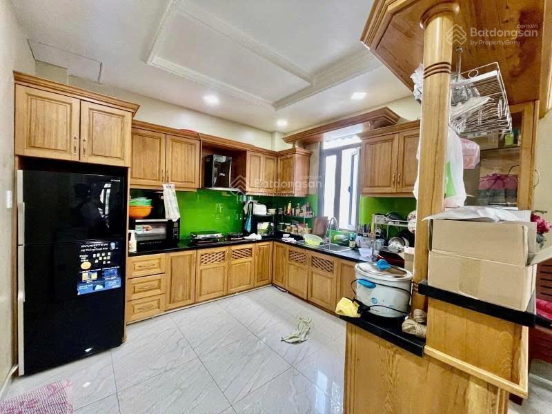 Bán gấp nhà mặt tiền quận 5 ngay hồng bàng  căn góc thoáng không lộ giới  6 tầng có thang máy xịn