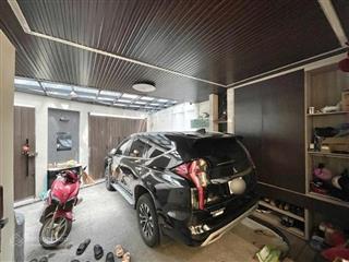 Bán gấp nhà mặt tiền quận phú nhuận  ngang lớn 6.2m, ô tô 7 chỗ để nhà  4 tầng 100m2 (6.2 x 17)