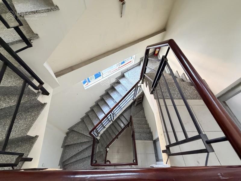 Bán gấp nhà hẻm xe hơi 12m đường cách mạng tháng 8, quận 3  4 tầng 100m2 (12 x 16) không quy hoạch