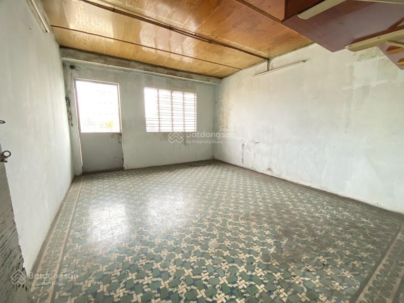 Bán gấp nhà mặt tiền đường lý thái tổ, quận 10  dtcn 87m2 (4.2 x 20) sổ đẹp, không quy hoạch