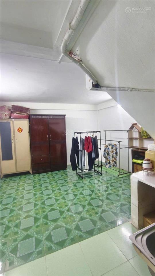 Bán gấp nhà mặt tiền quận 5  4 tầng 79m2 (4 x 20) sổ đẹp  khu phố sủi cảo ngon nhất sài gòn