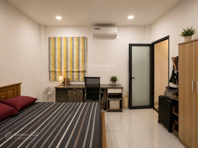 Bán gấp nhà có gara ô tô đường phạm văn hai  cn 66m2 (4.9 x 15)  4 tầng 5 phòng ngủ tặng nội thất
