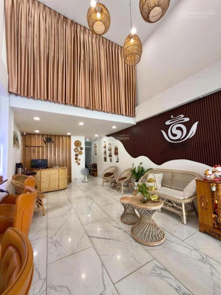 Bán gấp nhà mặt tiền 7 tầng thang máy quận phú nhuận, gần nguyễn văn trỗi tiện ra sân bay về quận 1