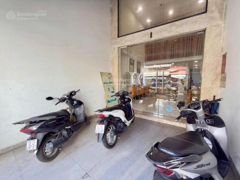 Bán gấp nhà mặt tiền 7 tầng thang máy quận phú nhuận, gần nguyễn văn trỗi tiện ra sân bay về quận 1