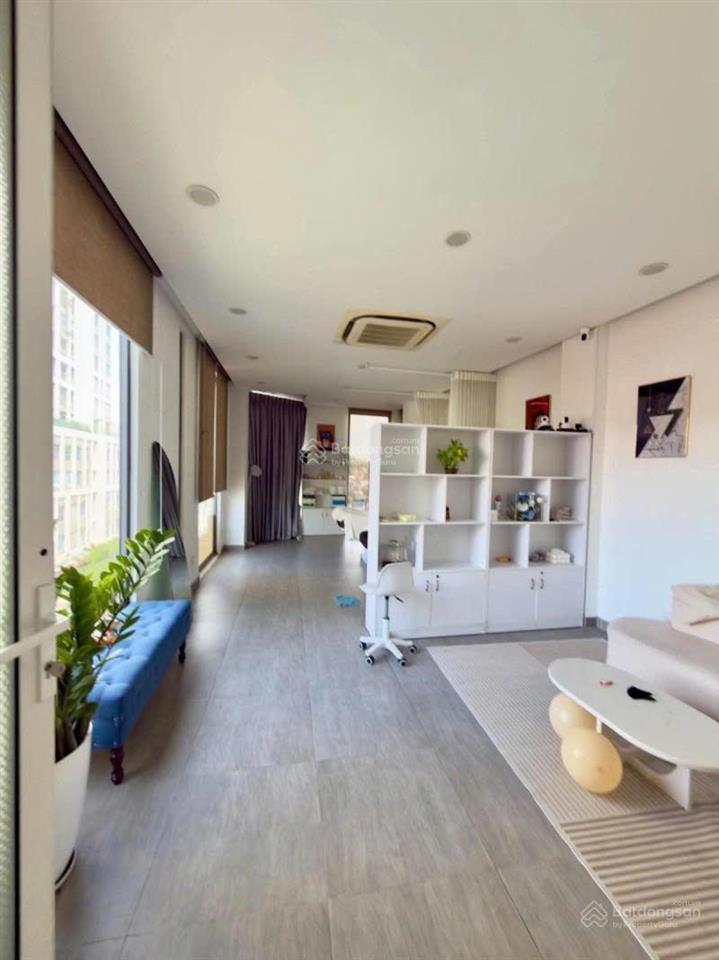 Bán gấp nhà mặt tiền 7 tầng thang máy quận phú nhuận, gần nguyễn văn trỗi tiện ra sân bay về quận 1