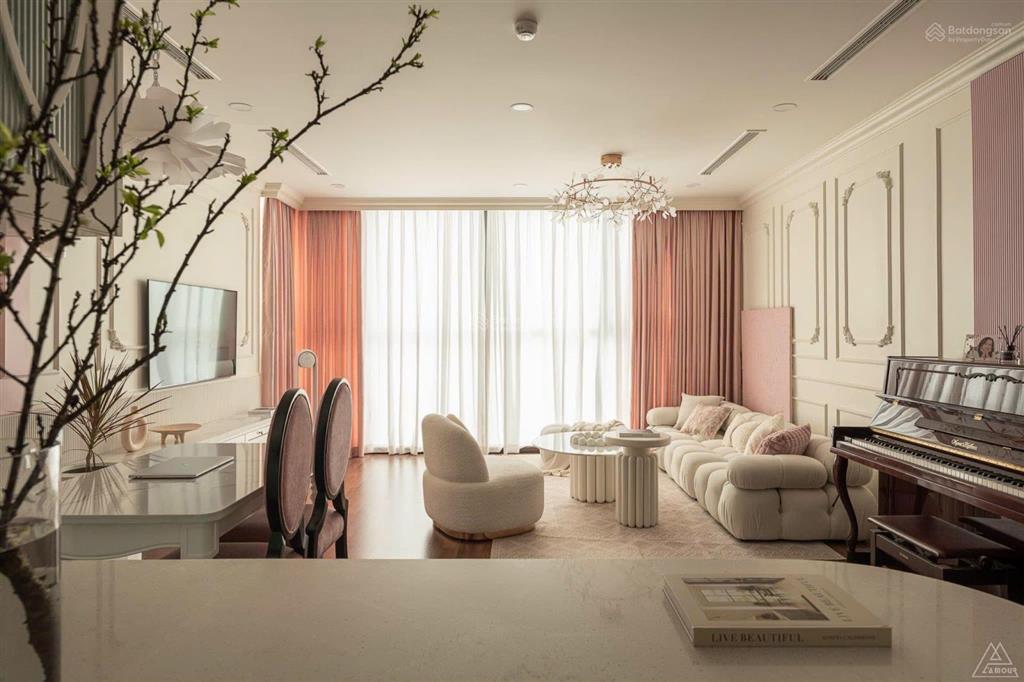 Bán căn 1n vinhomes d'capitale 5 ty thu về